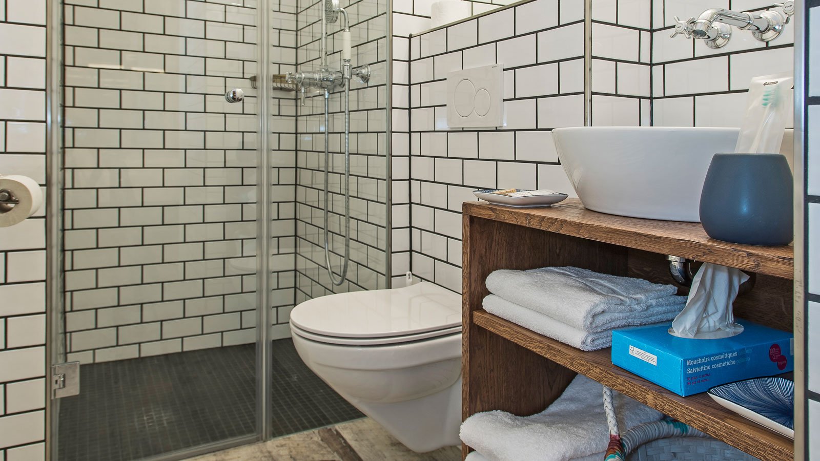 Hotel2B Schaffhausen Badezimmer 